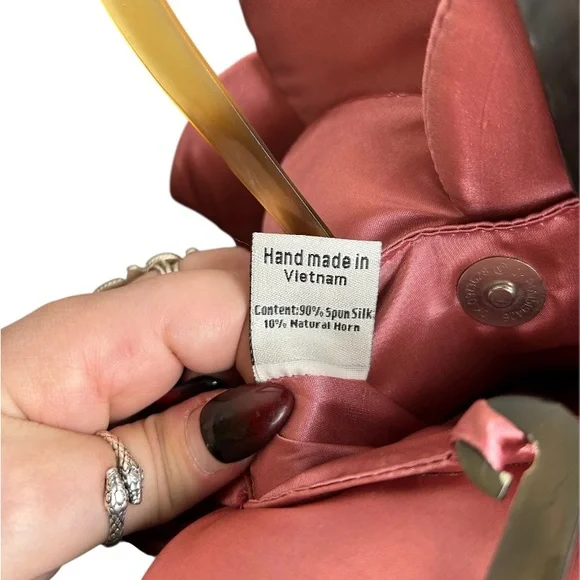 Vintage Mad Designs Handmade 90% Spun Silk Pink Flower Handbag - Picture 8 of 8